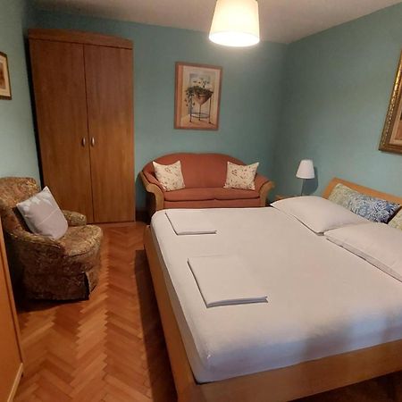 Haus Sonja Apartment Podgora Bagian luar foto