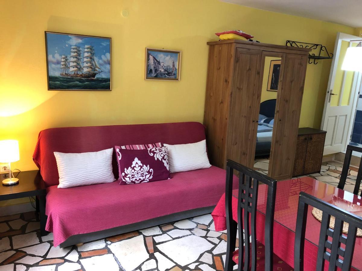 Haus Sonja Apartment Podgora Bagian luar foto