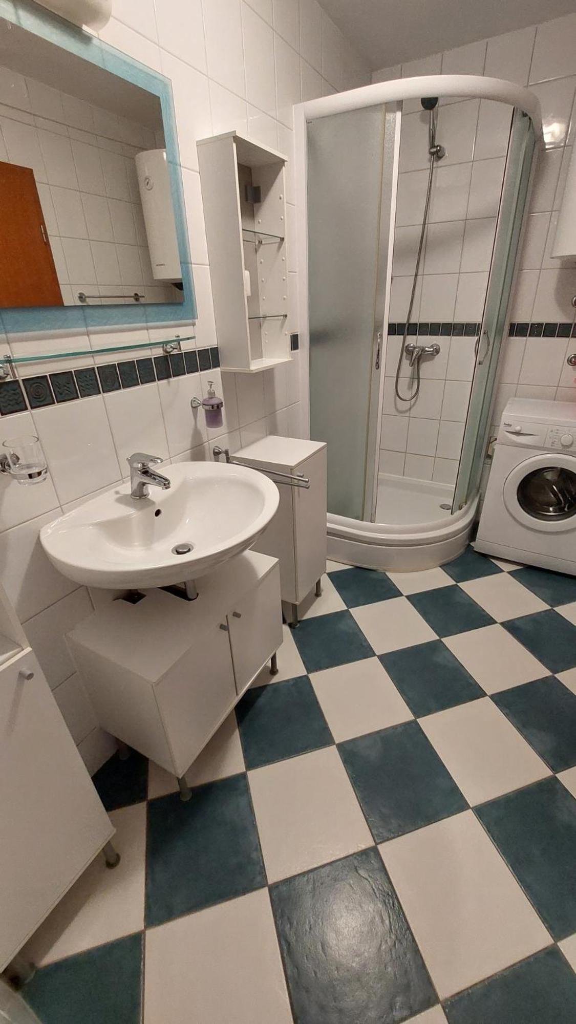 Haus Sonja Apartment Podgora Bagian luar foto